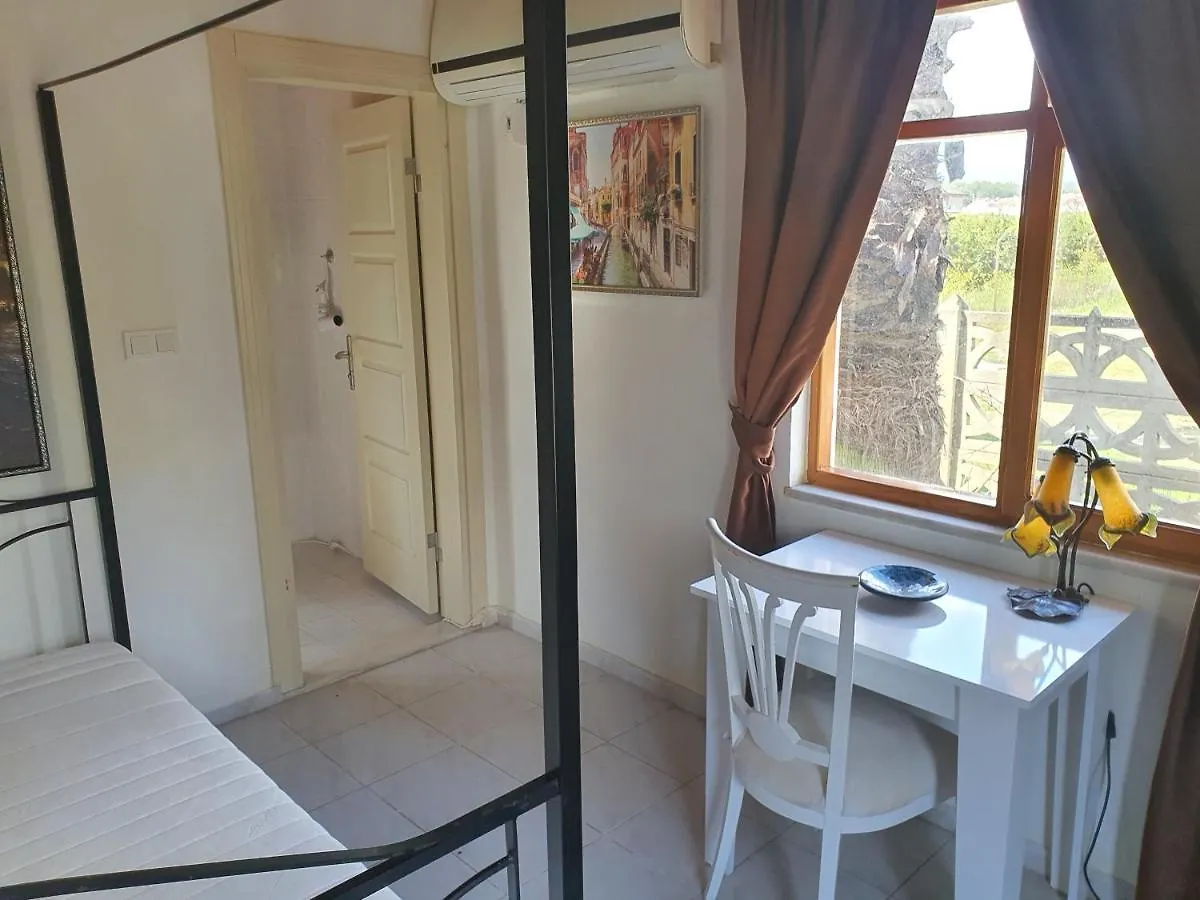 Romantik Villa Apartment Bungalow Даламан